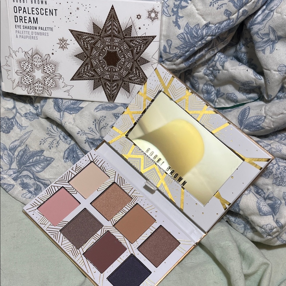 New Bobbi Brown Opalescent Dream Eye Shadow Palette, 8pan